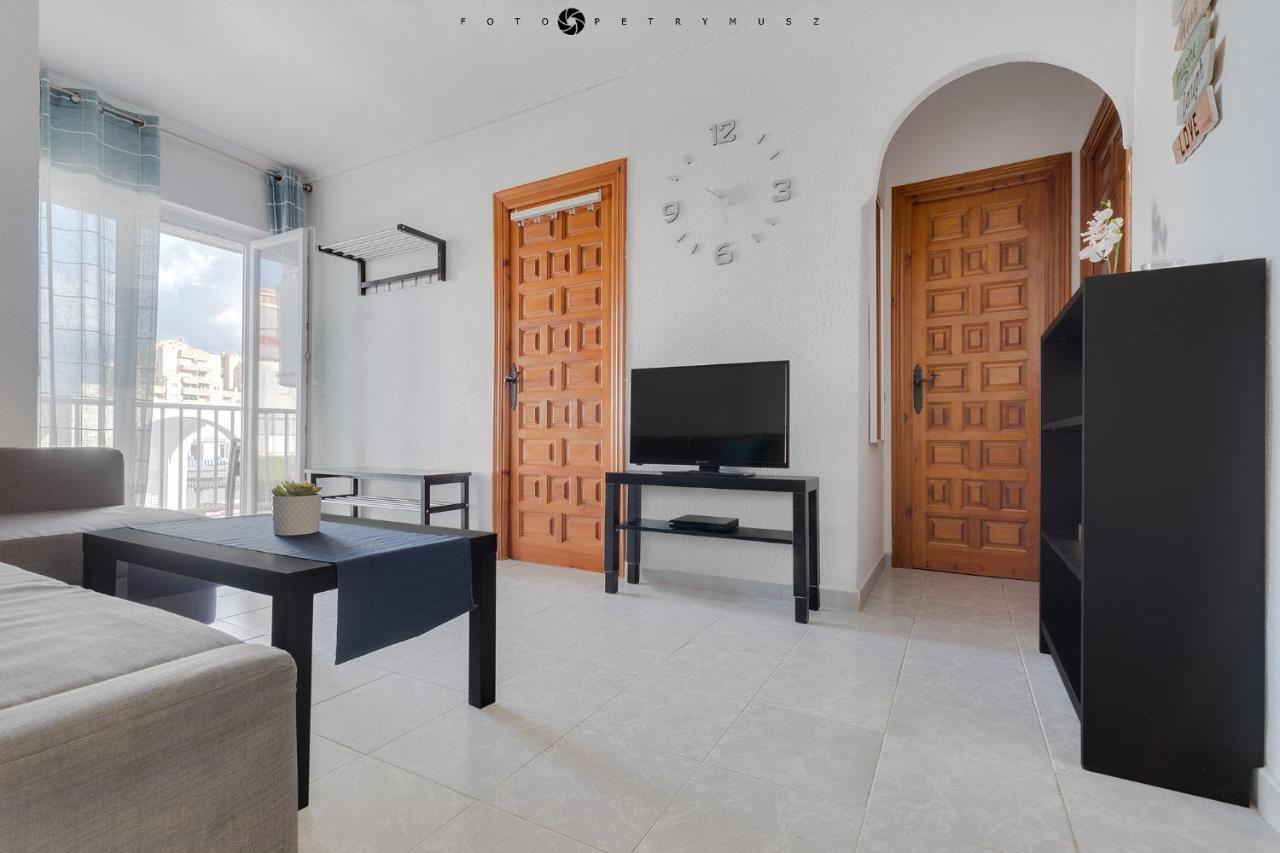 Apartment With Pool, Sea Views & Balcony Less Than 10Min Walk To La Mata Beach! Torrevieja Zewnętrze zdjęcie
